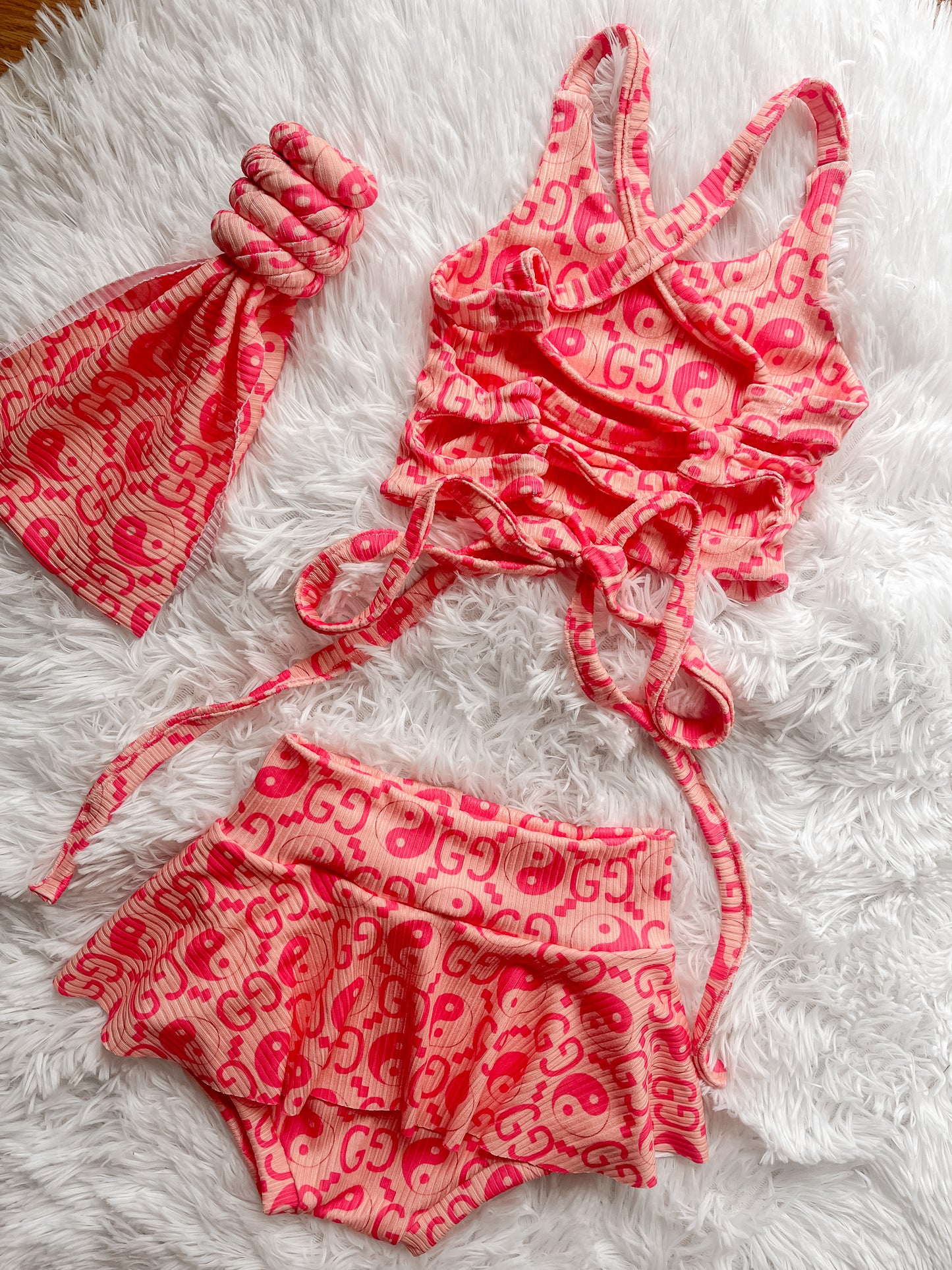 Pink GG top & skirted bummies set (leave size in notes)